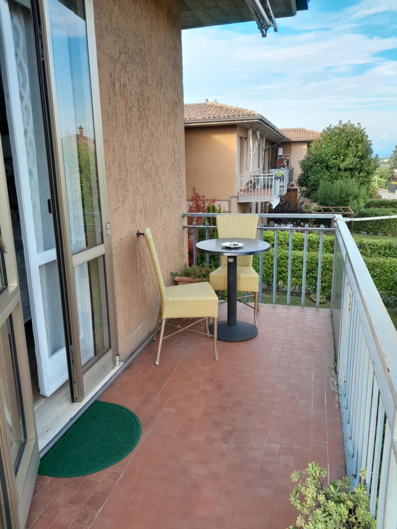 Apartamento Casa Dell' Ulivo Desenzano del Garda Exterior foto