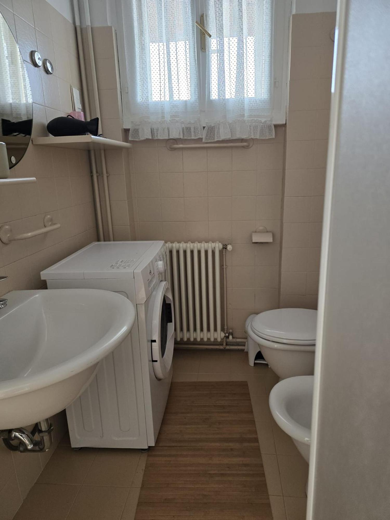 Apartamento Casa Dell' Ulivo Desenzano del Garda Exterior foto