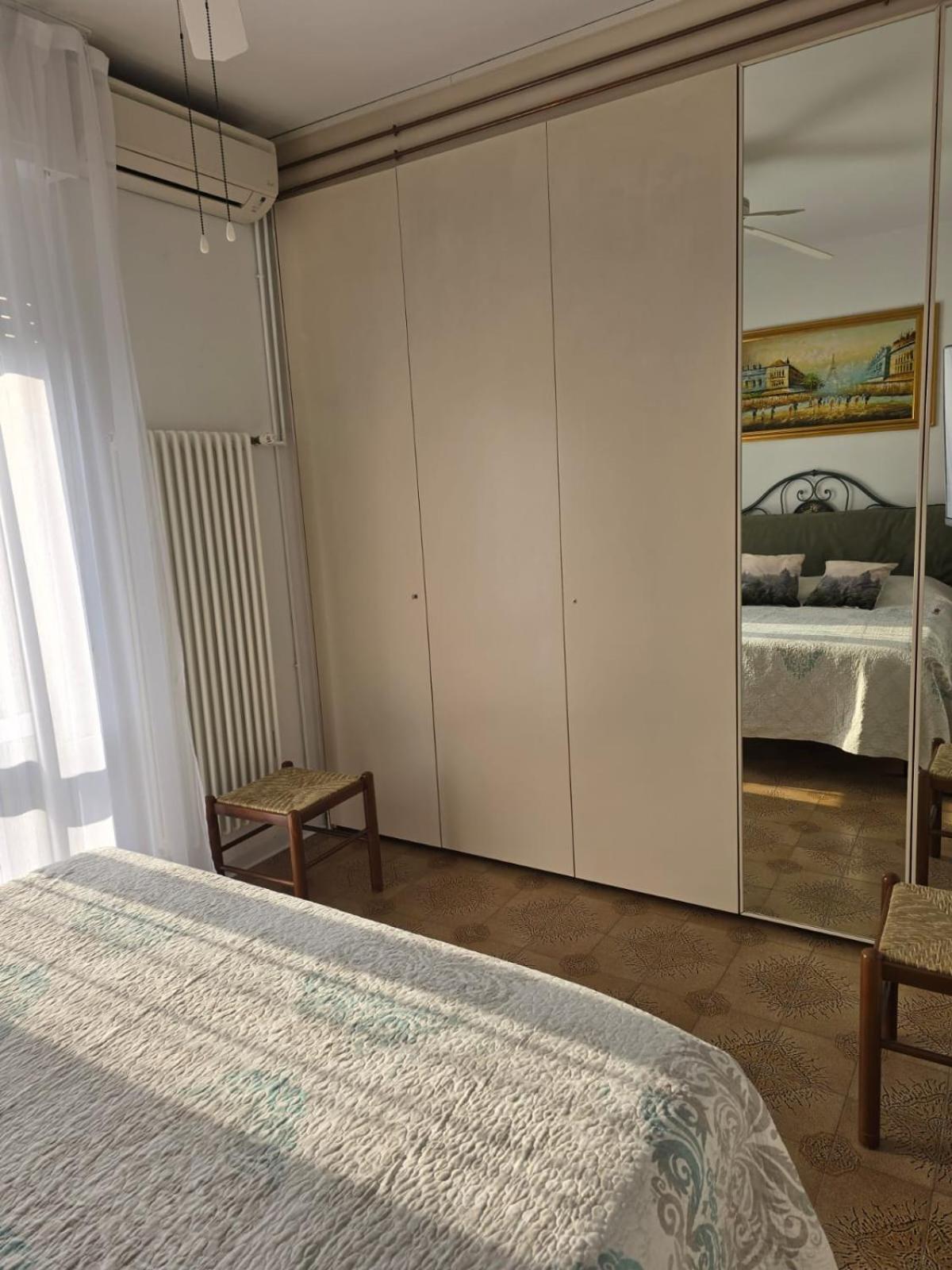 Apartamento Casa Dell' Ulivo Desenzano del Garda Exterior foto