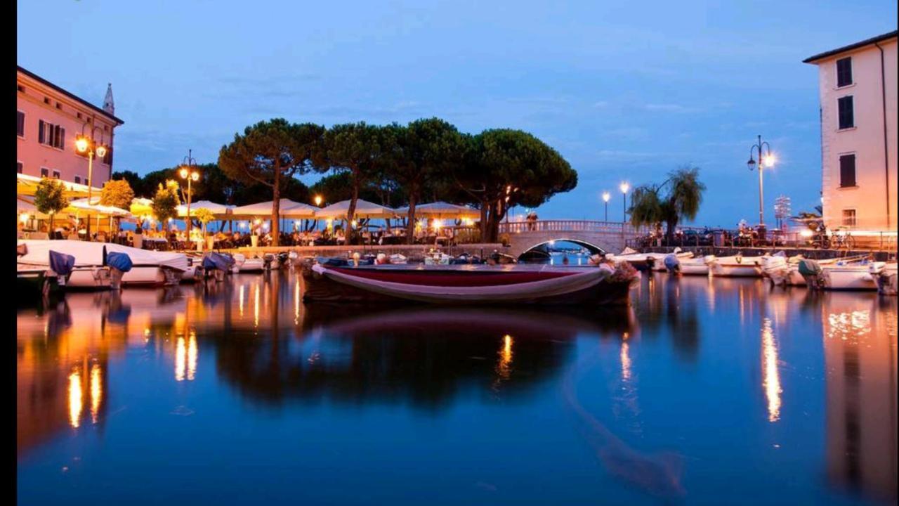 Apartamento Casa Dell' Ulivo Desenzano del Garda Exterior foto